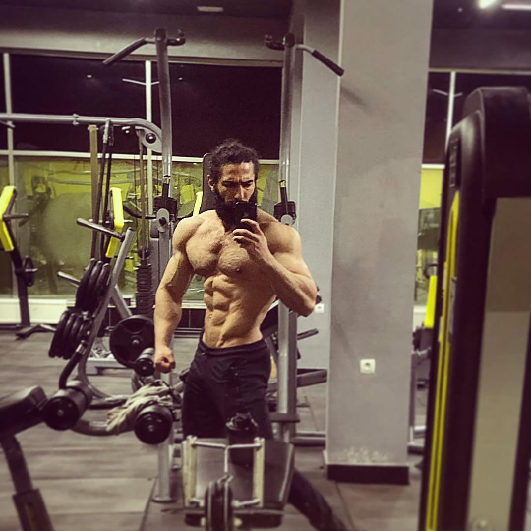 Rauf in the gym